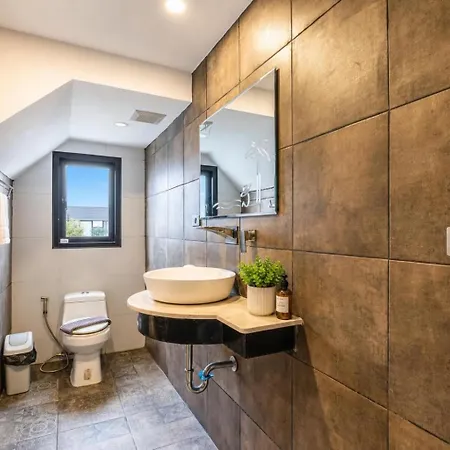 Luxury Pool Center C8 - 4 Bedroom Pattaya