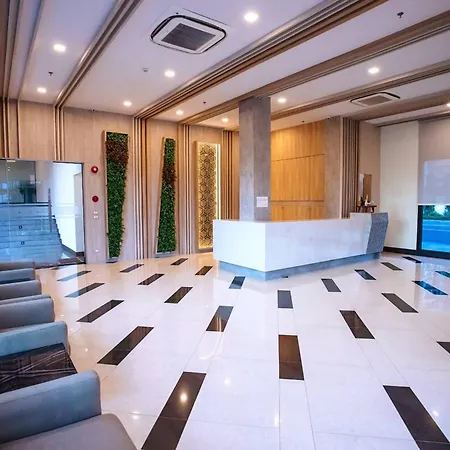 Guest house Sea View - Infinity Pool Near Terminal 21 Pattaya