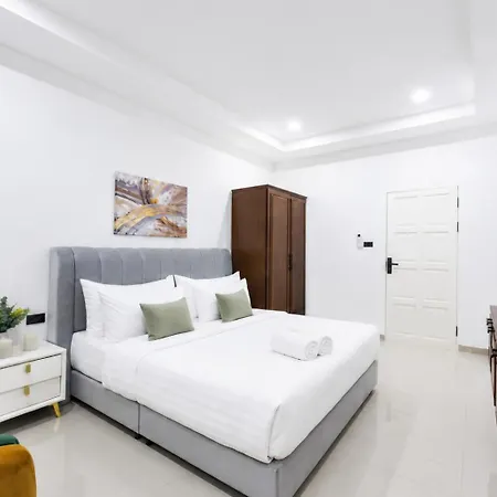 Lagoon Breeze 4br Pool Near Walking Street วิลล่า