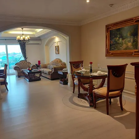 Apartment Spacious Serviced In *