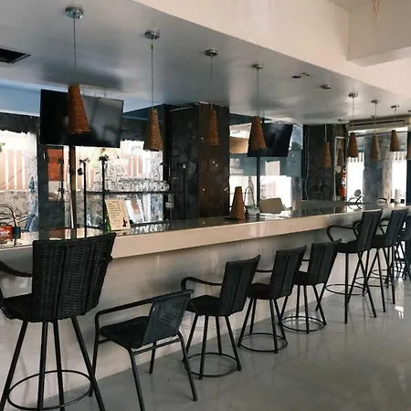 Hotel Collection O Luna Pattaya