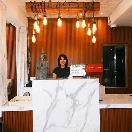 Hotel Collection O Luna