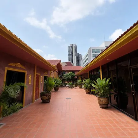 Golden Thai Courtyard 3*