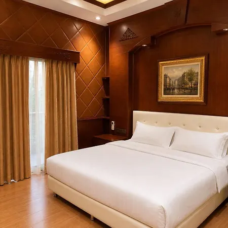 Hotel Golden Thai Courtyard