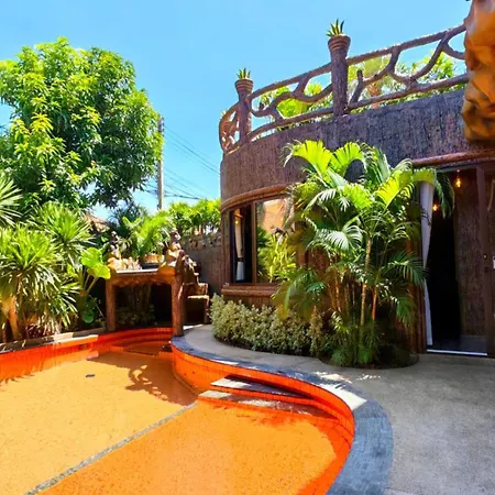Manjiland Luxury Pool Walking Street Villa