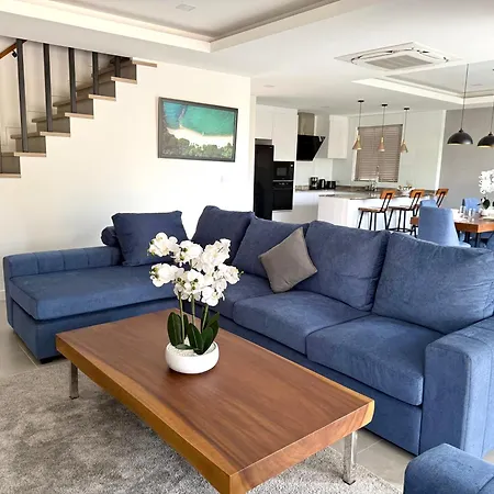 Zensiri Luxury Privat Pool Prime Midtown Pattaya