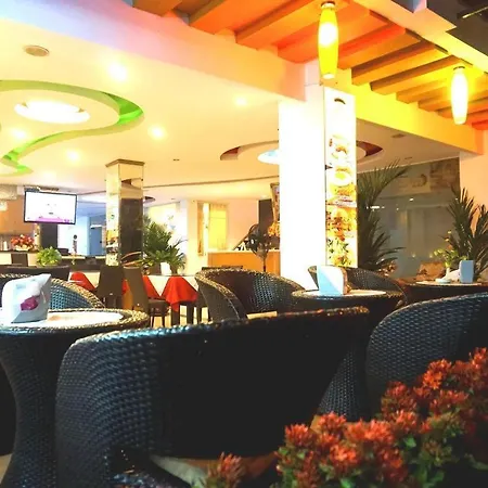 Hotel A-ya Place 3*