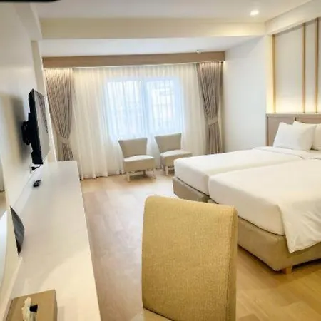 Hotel The Win 4*