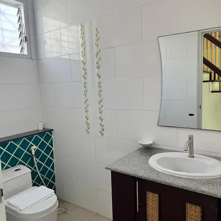 Villa Lion Queen 5-bedroom Pool *