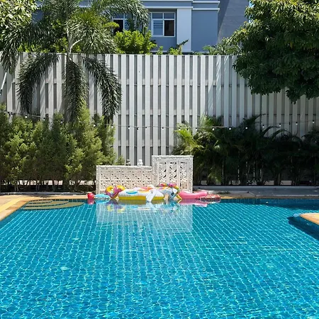 Hotel Amaya Bloom & 3*