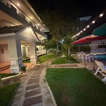 Hotel Amaya Bloom &