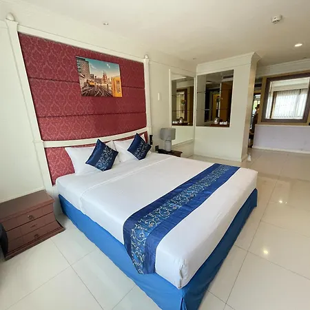 Fairtex Sports Club And Hotel