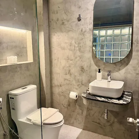 Angela Hotel