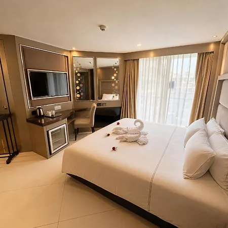Hotel Blue Reef 4*
