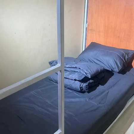 Riyanshi Hostel
