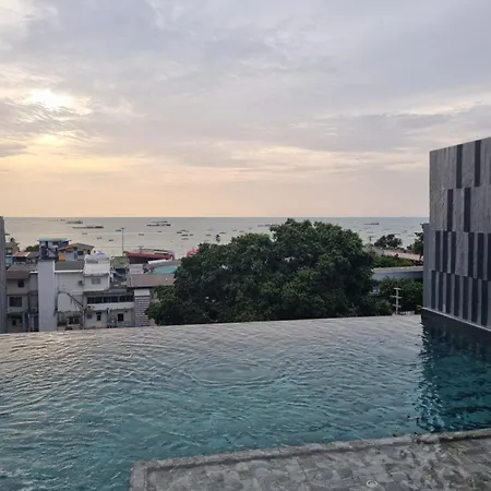 Horizon Of 4*