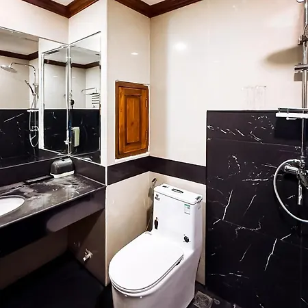 Hotel Silvertone 4*