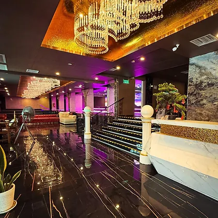 Hotel Silvertone 4*