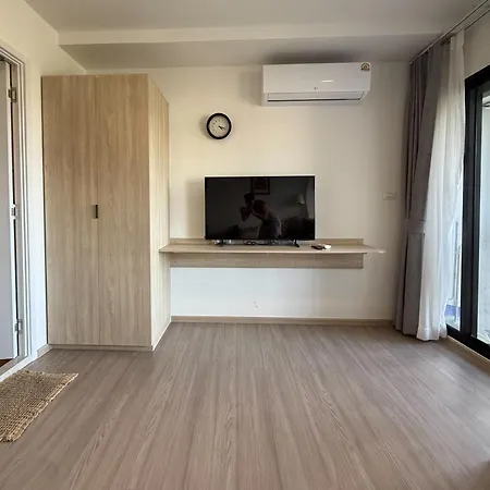 Vay Pothisan Aparthotel