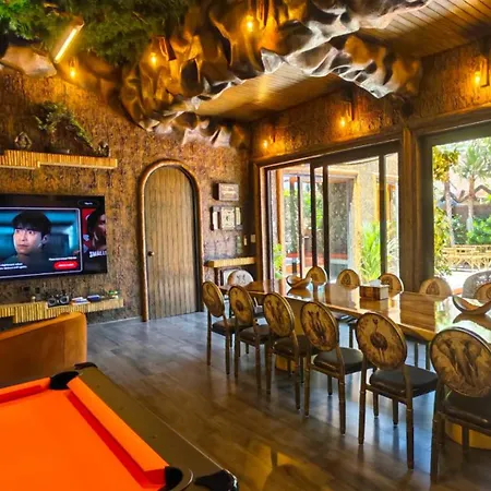 Manjiland Luxury Pool Walking Street * Pattaya