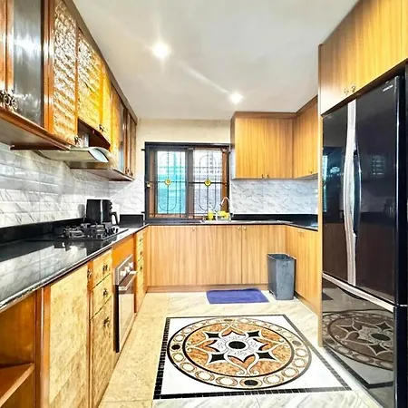 Luxury 5 Bedroom Thaibali Near Walking Street Pattaya