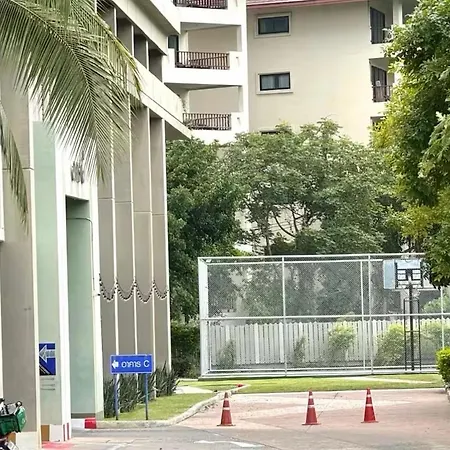 Aparthotel Lumpini Naklua Wongamat *