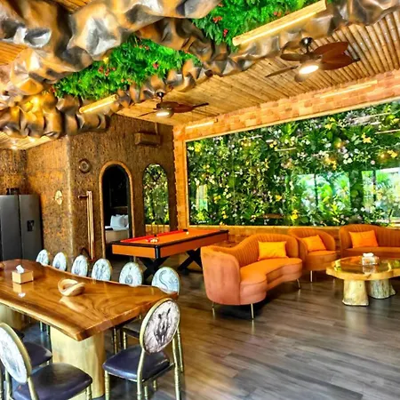 Manjiland Luxury Pool Walking Street Villa