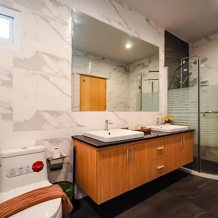 Villa Lagoon 8bhk Luxury Pool Pattaya