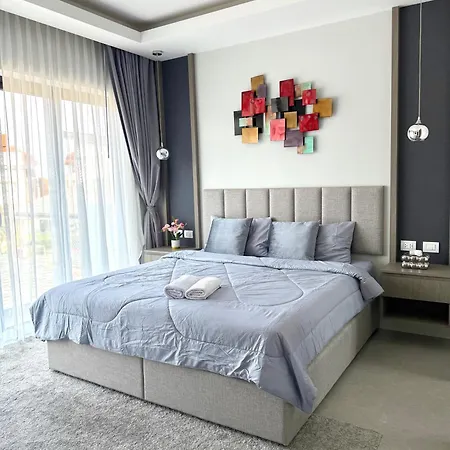 Villa Zensiri Luxury 3br Pool Prime Midtown
