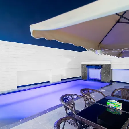 Pool Villa Pattaya