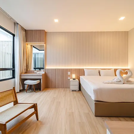 Villa Serene Pool 2 *