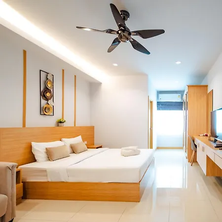 Lagoon 8bhk Luxury Pool Pattaya