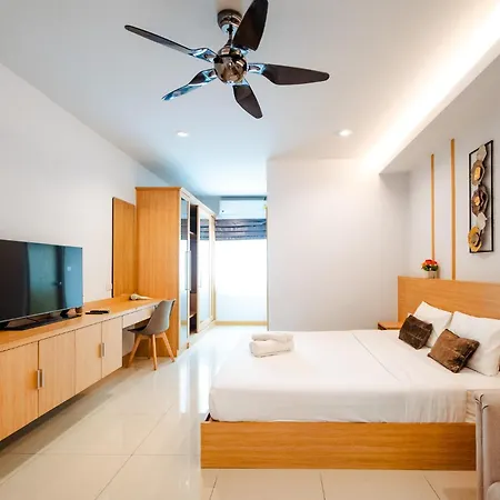 Lagoon 8bhk Luxury Pool *