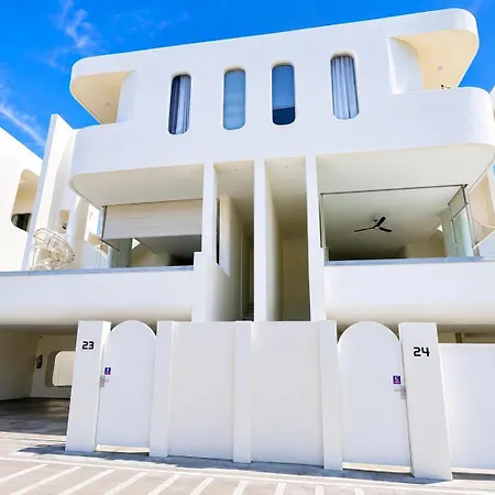 Happy House Pool Villa Pattaya