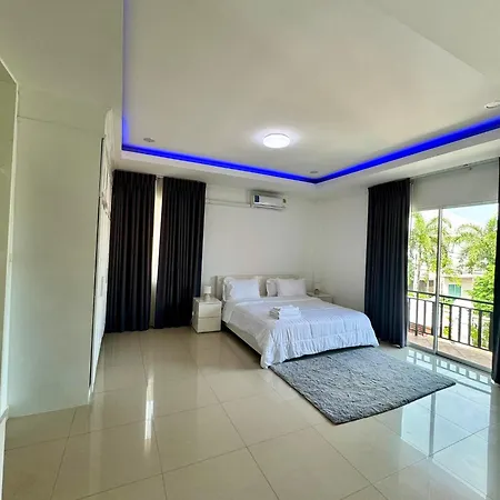 Lion Queen 5-bedroom Pool Pattaya