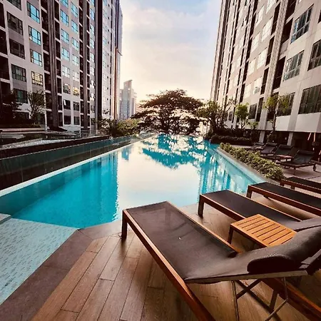 Excellent 1 Bed Unit Holiday home Pattaya
