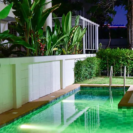 Tada The Canopy Pool *