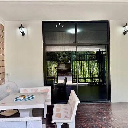 Warisa Grand 4 Bedroom Villa
