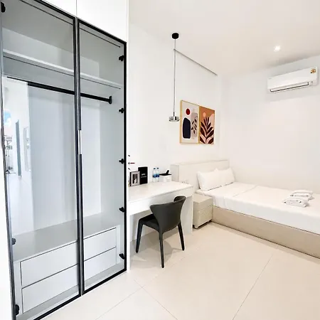 Happy House Pool Villa Pattaya