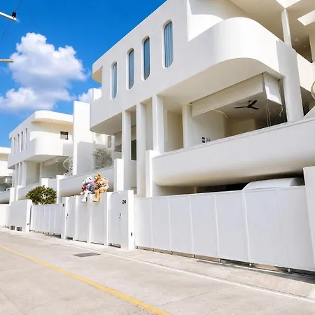 Happy House Pool Villa Pattaya