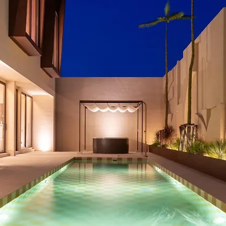Barrera Villa Pattaya