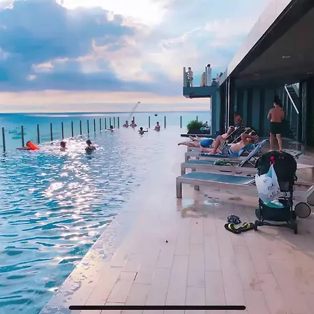 Comfortable With Great Swimming Pool