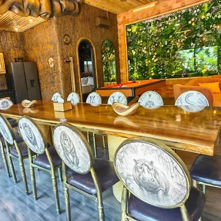 Manjiland Luxury Pool Walking Street Villa