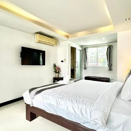 Luxury 5 Bedroom Thaibali Near Walking Street Pattaya
