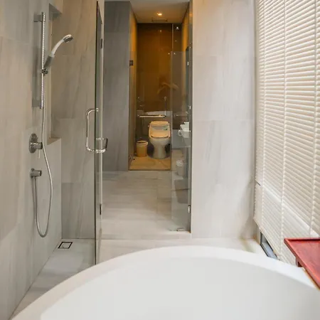 Villa 芭提雅市中心现代奢华风格别墅