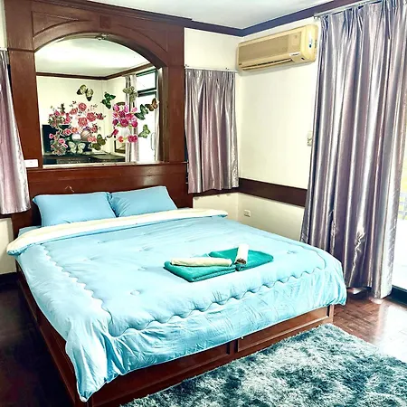 Warisa Grand 4 Bedroom Villa *