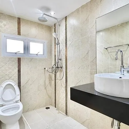 Luxury 5 Bedroom Thaibali Near Walking Street Villa Pattaya