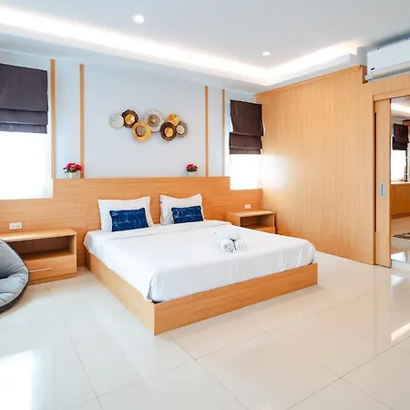 Lagoon 8bhk Luxury Pool