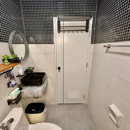 Guest house Entire 3rd Floor- 2min Walk To Dongtan Pattaya