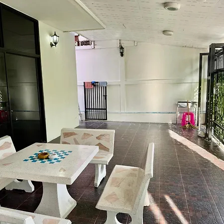 Warisa Grand 4 Bedroom Villa